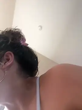 mariaesmeralda's cam snapshot