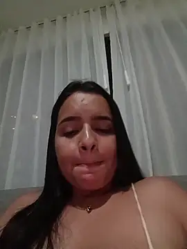 Julieth_hot-69's cam snapshot