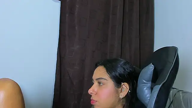 violet_and_myers live sex cam