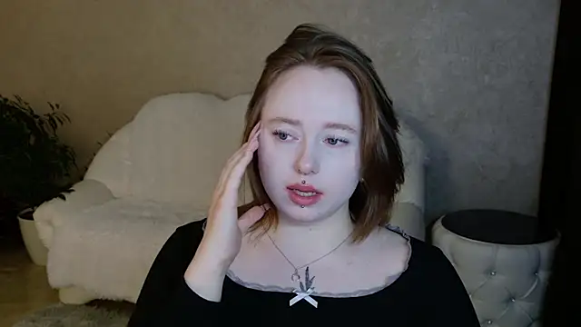 SelenaAsti's cam snapshot