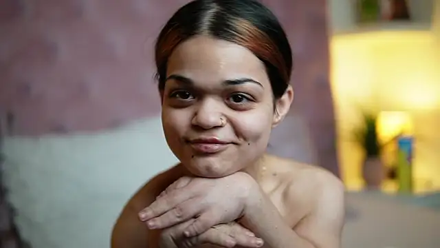 MaiaMini live sex cam