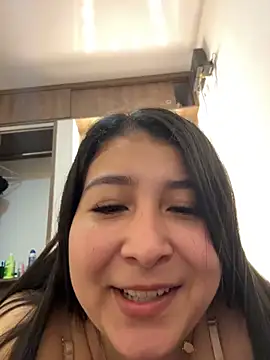 evelyn_1702's cam snapshot