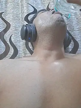 Sissydoggy live sex cam