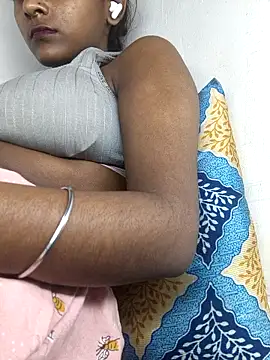 Royal-girl78's cam snapshot