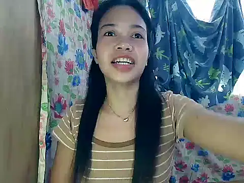 PinaySkinnyGirl's cam snapshot