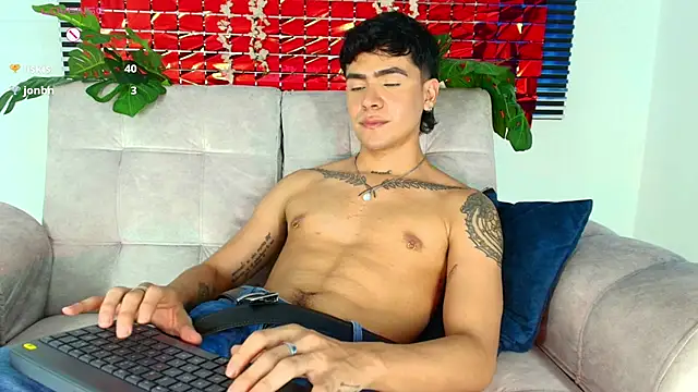 CamiiGuzmanX live sex cam