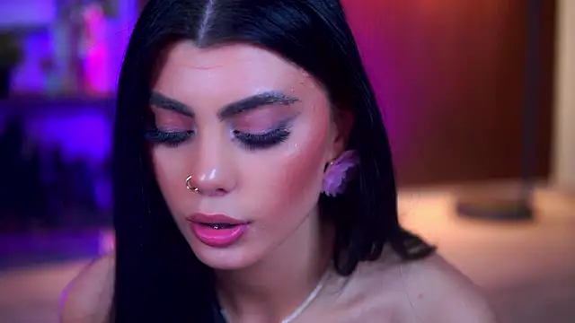 RavennaDArcy live sex cam