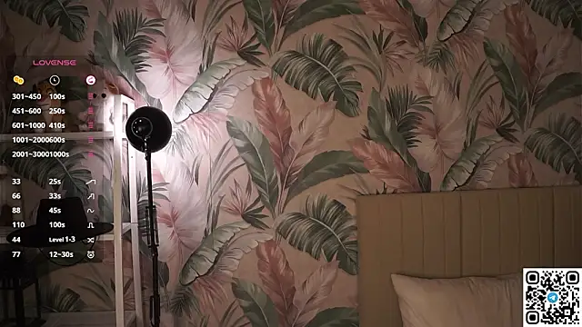 MarlinVarian live sex cam