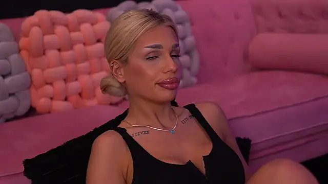 Candy_Ivy's cam snapshot