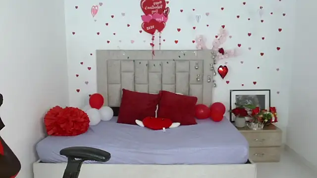 bella_fox723 live sex cam