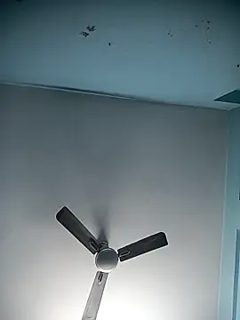 Miss__alone009's cam snapshot