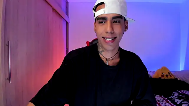 Damianwhite live sex cam