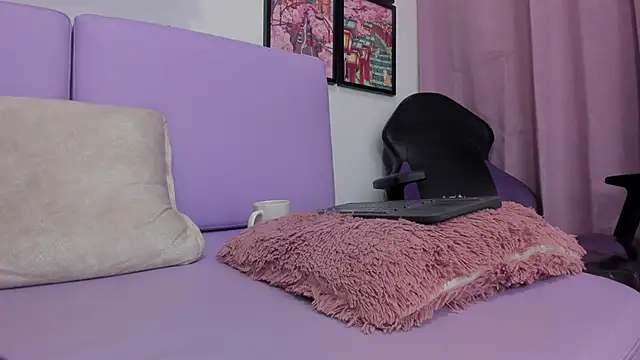 Carolina_Burninng's cam snapshot