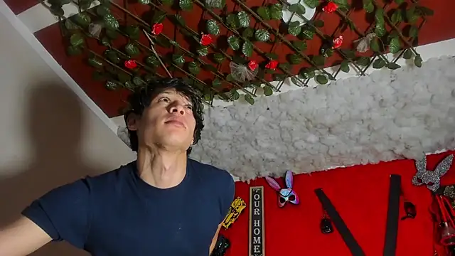 LilOwen_'s cam snapshot