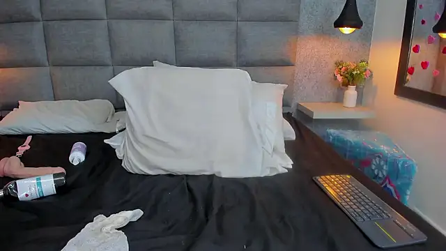 emilyy_r live sex cam