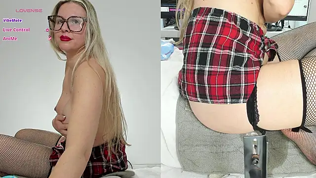 Kitty_Nikita's cam snapshot