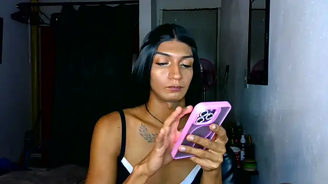 alexxa_Rooa live sex cam