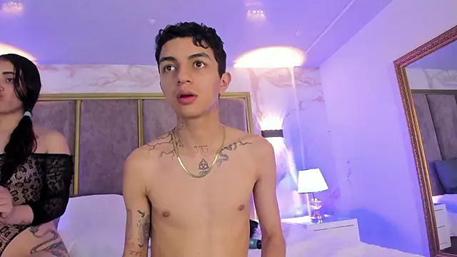 NickandAbby_'s cam snapshot