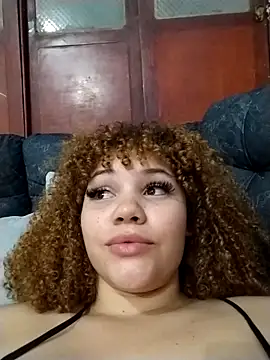 SirenRouge_69's cam snapshot