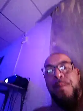 MEYBELLATINA's cam snapshot