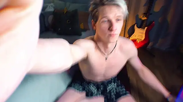 Breston_Sweet's cam snapshot