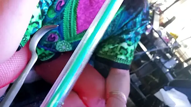 gurlnips live sex cam