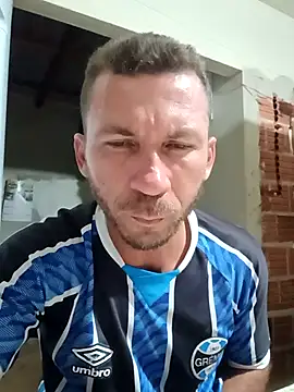 RobertoLuiz84 live sex cam