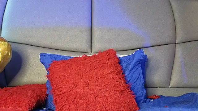 DaphneBlacke's cam snapshot