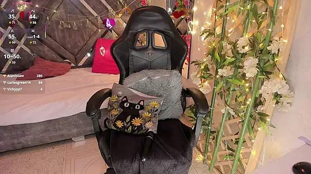 Nanachi_Cook live sex cam