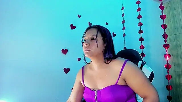 Charis_21's cam snapshot