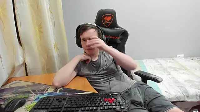 iliaskrislove live sex cam