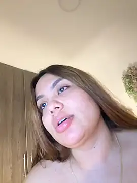 valeria2019hot live sex cam