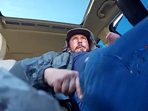 UncutHammer69 live sex cam