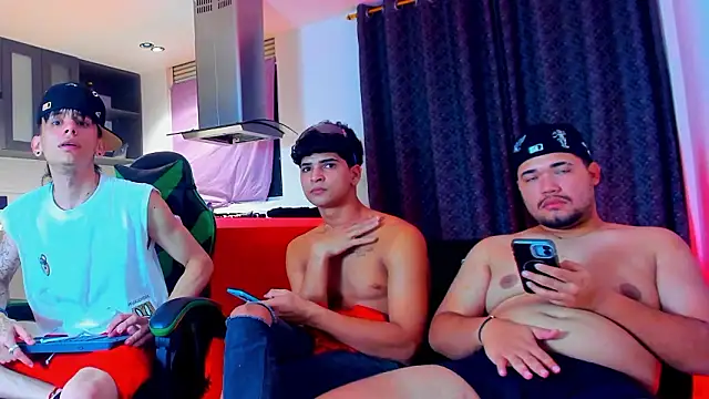 TheBatMansion live sex cam