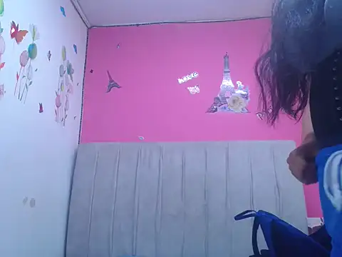 missirina303av's cam snapshot