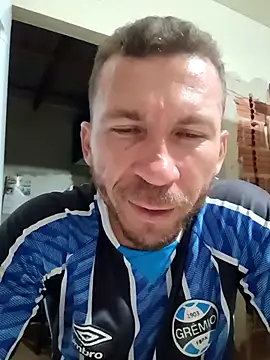 RobertoLuiz84 live sex cam