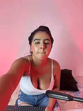 SaraBellini's cam snapshot