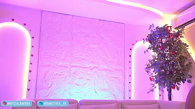 Dakota_Lee's cam snapshot