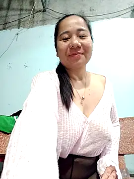 Queen-18200 live sex cam