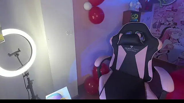 channelCollins's cam snapshot