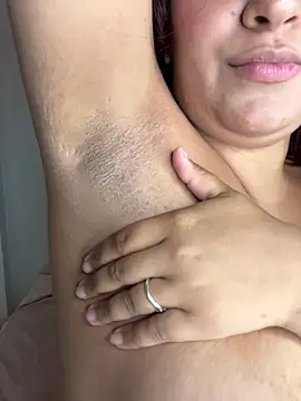 NaughtyNinnaXXX's cam snapshot