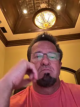 sluttydylan live sex cam