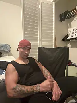 Alejandrosolerxxx's cam snapshot