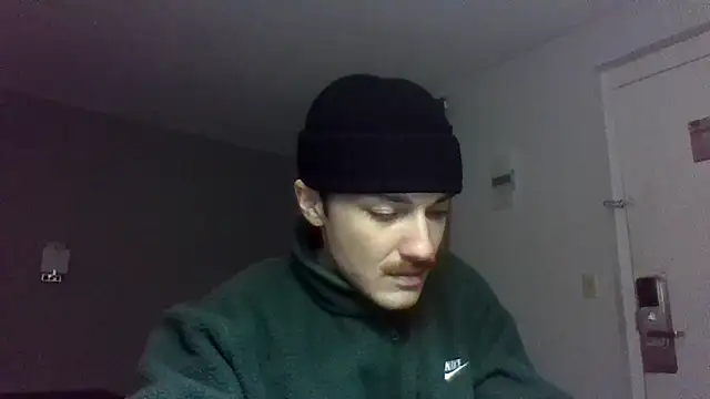 Jbenz420's cam snapshot