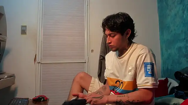 Sky_Wild's cam snapshot