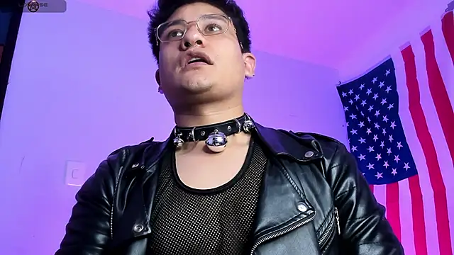 Theo_Rowan's cam snapshot