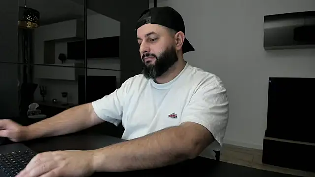 DravenPeak live sex cam