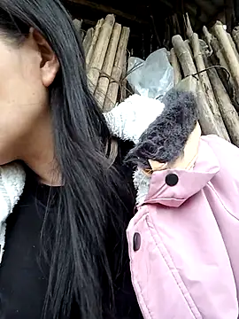 DIANAKUTE live sex cam