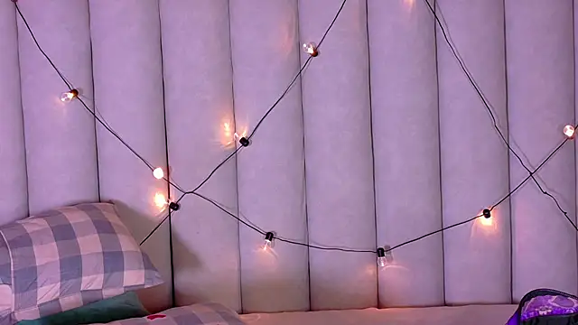 FernandaBrown__'s cam snapshot