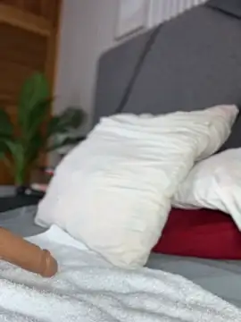 nicolette_sweet_'s cam snapshot